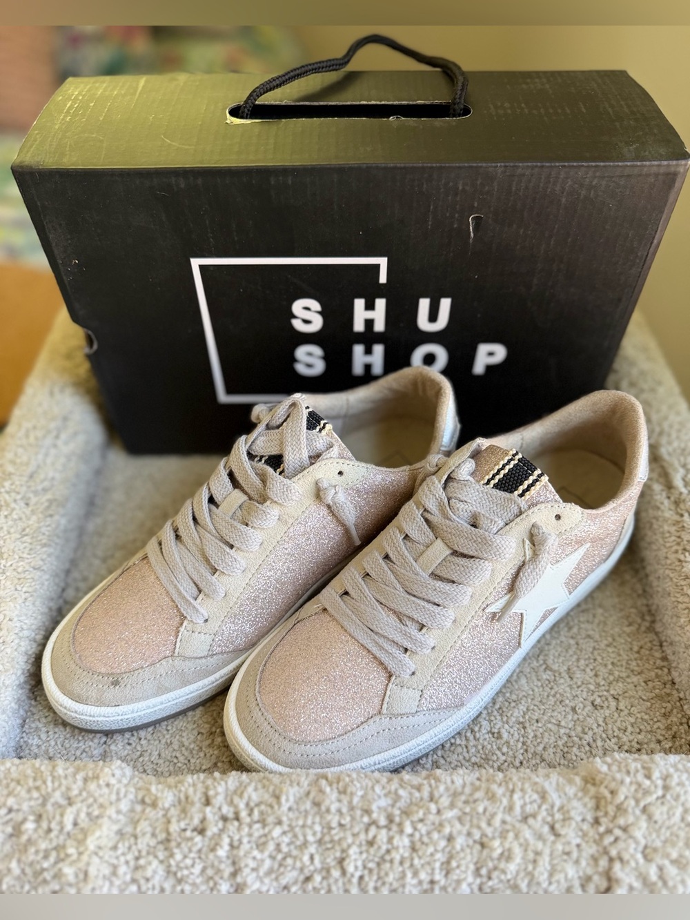 NEW IN BOX ShuShop Paz Glitter Sneakers Size 6.5